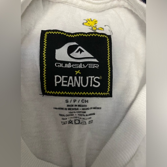 EUC Vintage Quiksilver X Peanuts 100% Cotton Snoopy T-shirt Small “Out There” - Picture 7 of 7